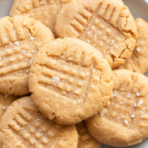 3 ingredient vegan peanut butter cookies