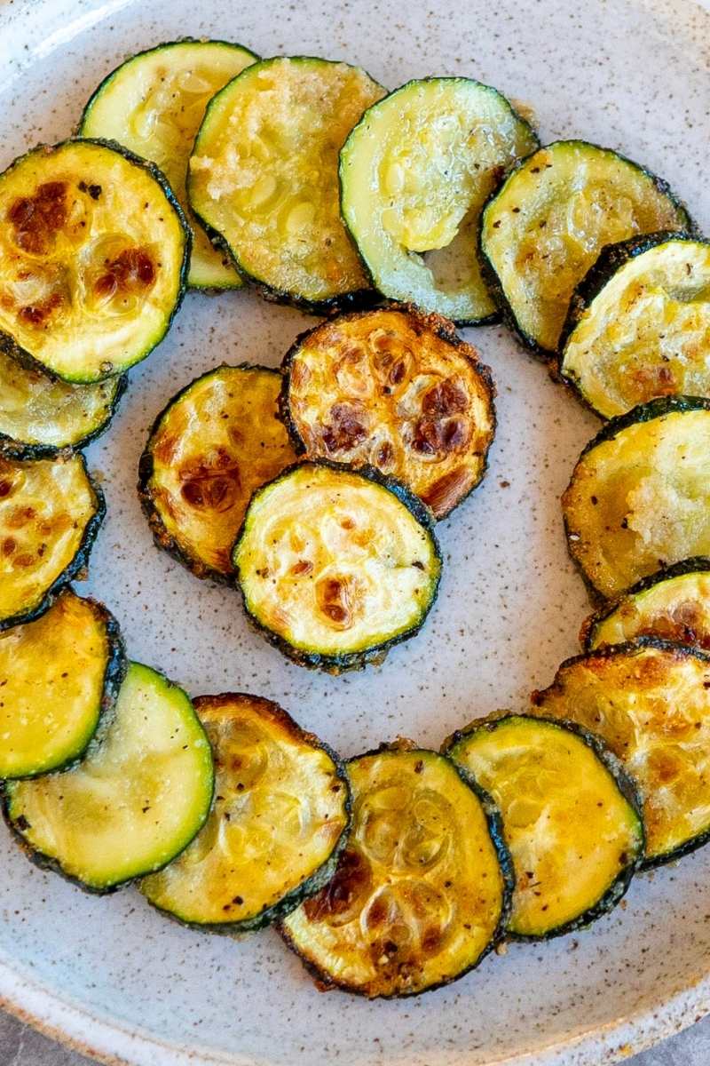 Air Fryer Zucchini Chips (Healthy AND Low calorie!) - Earth Blokes