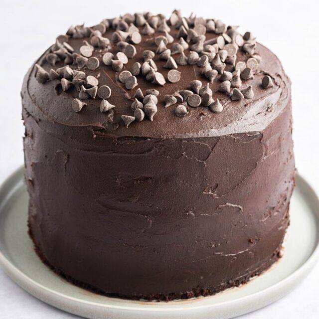 Dark Chocolate Ganache Cake (aka: A Manly Birthday Cake) | Pretty / Hungry